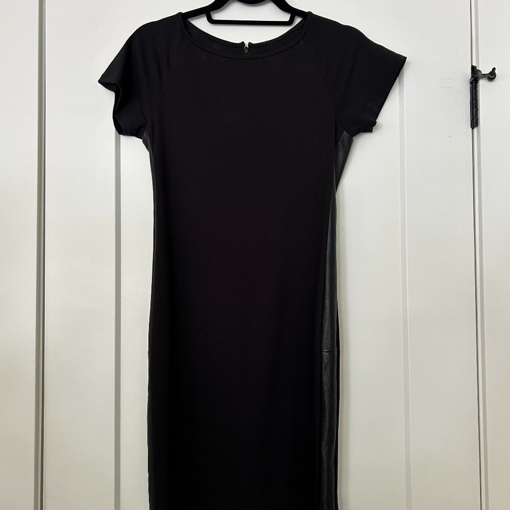 Theory Black Fitted Sheath Dress - Size 4